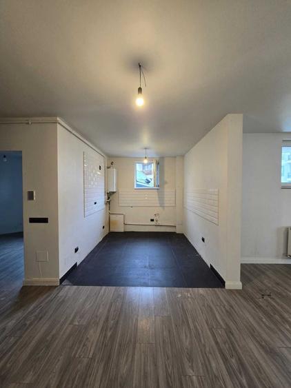 Apartament cu 2 camere decomandat în Florești