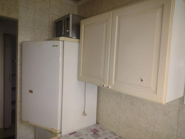 Apartament cu 2 camere semidecomandat în Basarabia