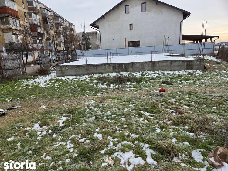 Teren de 429 mp, în Războieni