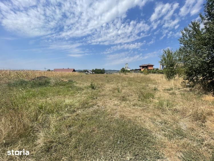 Teren de 1800 mp, în Sângeorgiu de Mureș