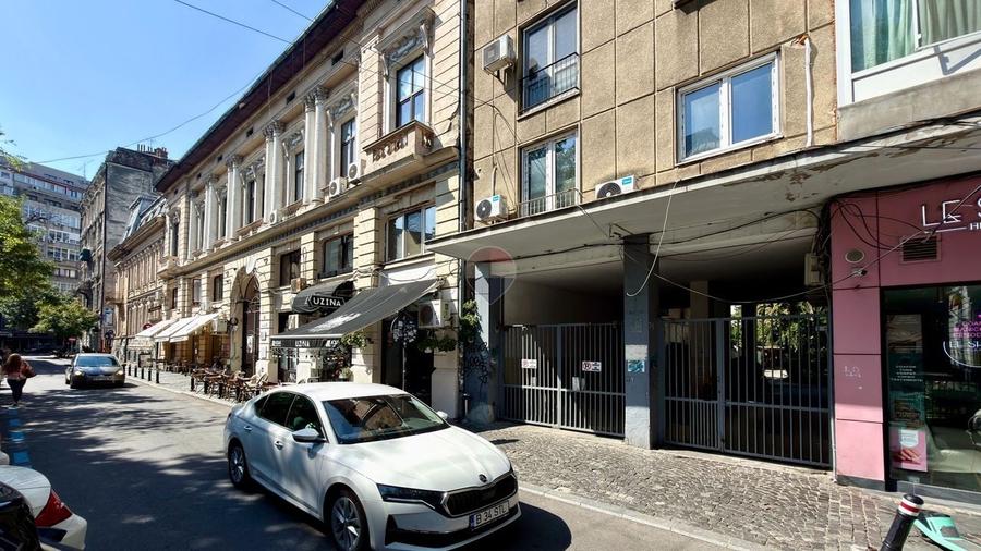 Apartament cu 3 camere decomandat în Amzei