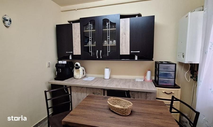 Apartament cu 2 camere decomandat în Luna