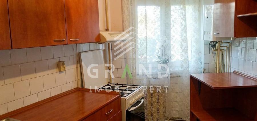 Apartament cu 4 camere decomandat, mobilat în Mănăștur