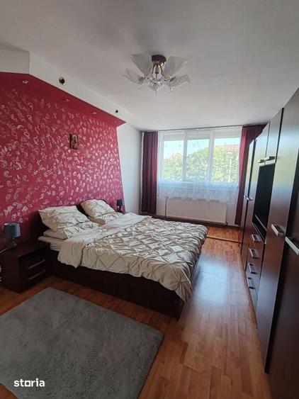 Apartament cu 4 camere decomandat în Gării
