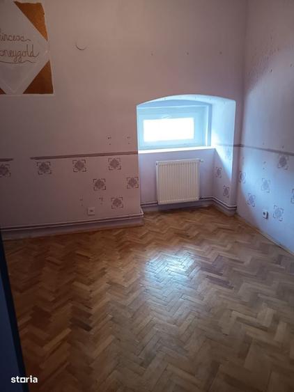 Spațiu comercial, de 165 mp, în Central