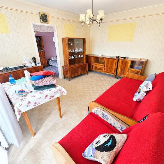 Apartament cu 2 camere nedecomandat în Est