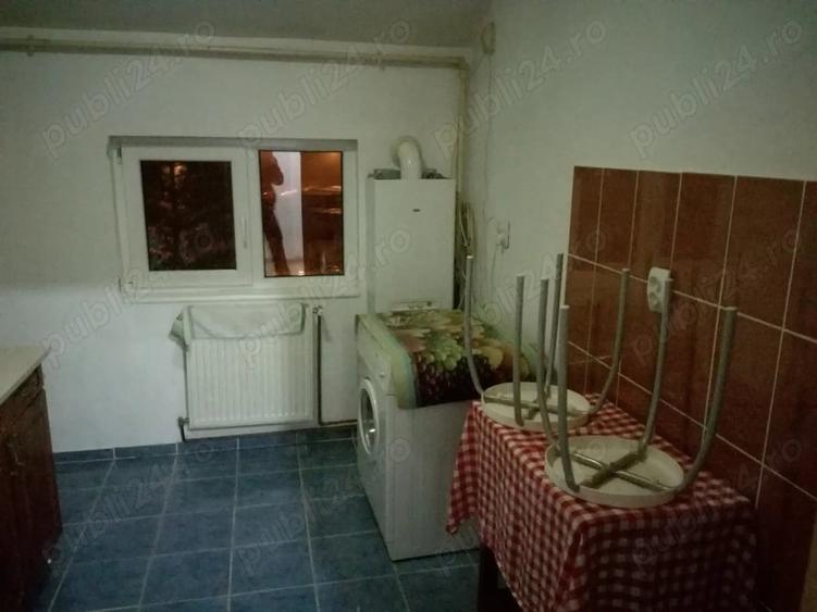 Garsonieră decomandată în Central
