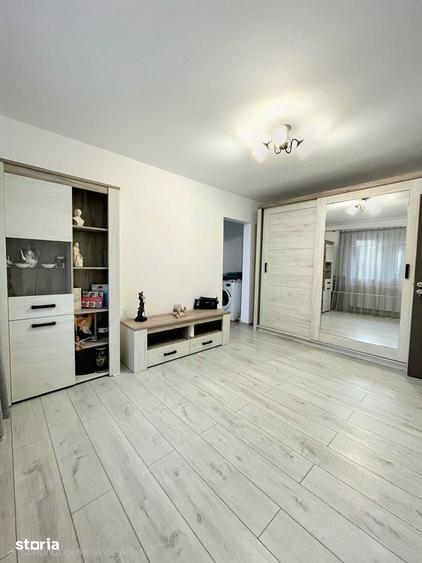 Apartament cu 2 camere semidecomandat în Obor