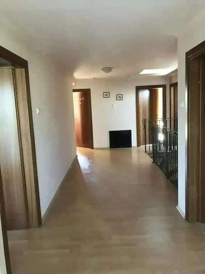 Casă cu Teren 600 Mp în Central