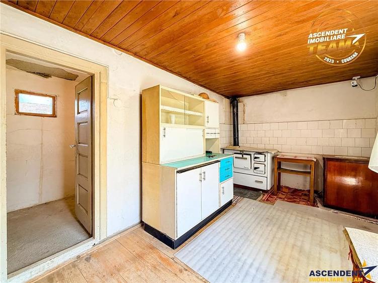 Casă cu 3 camere cu Teren 1087 Mp în Micfalău