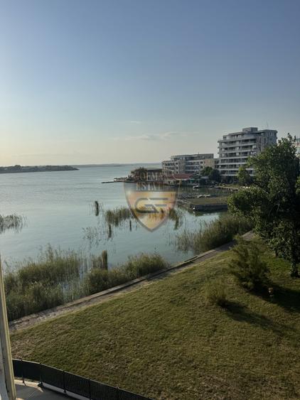 Apartament 2 camere de închiriat – vedere la lac & parcare subterană - 1