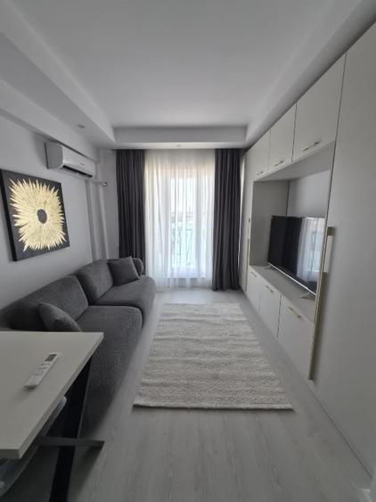 Apartament cu 2 camere semidecomandat, mobilat în Ștefăneștii de Jos