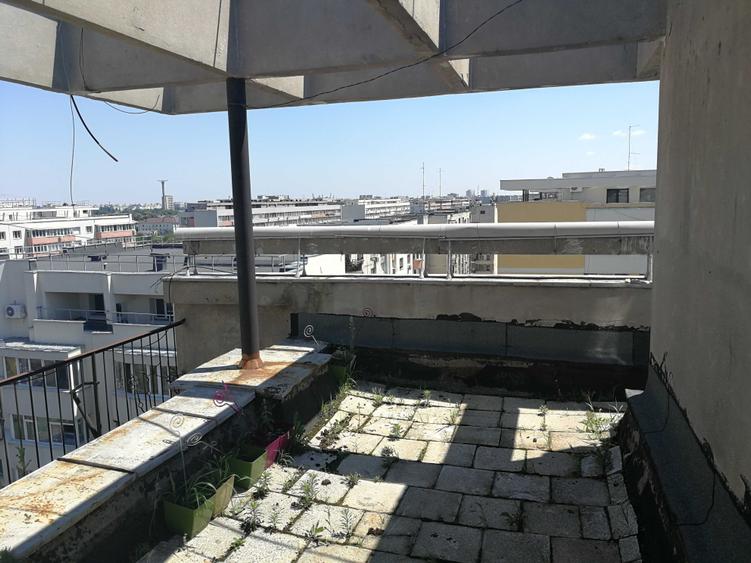 Apartament cu 3 camere decomandat în Iancului