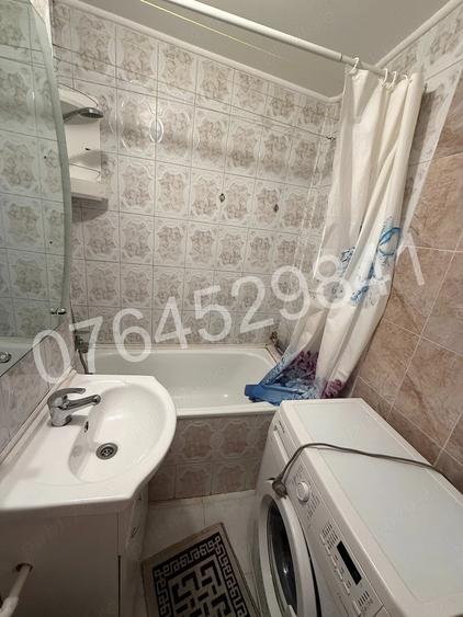 Apartament cu 2 camere decomandat în Lacul Tei