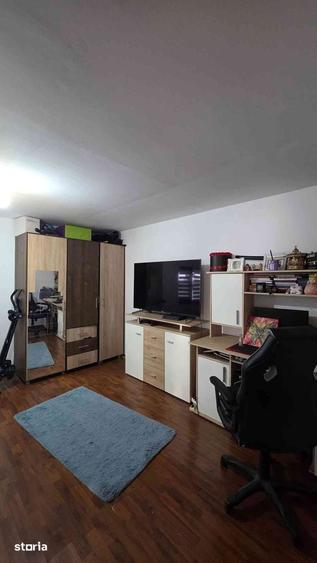 Casă cu 4 camere cu Teren 1700 Mp în Gepiu