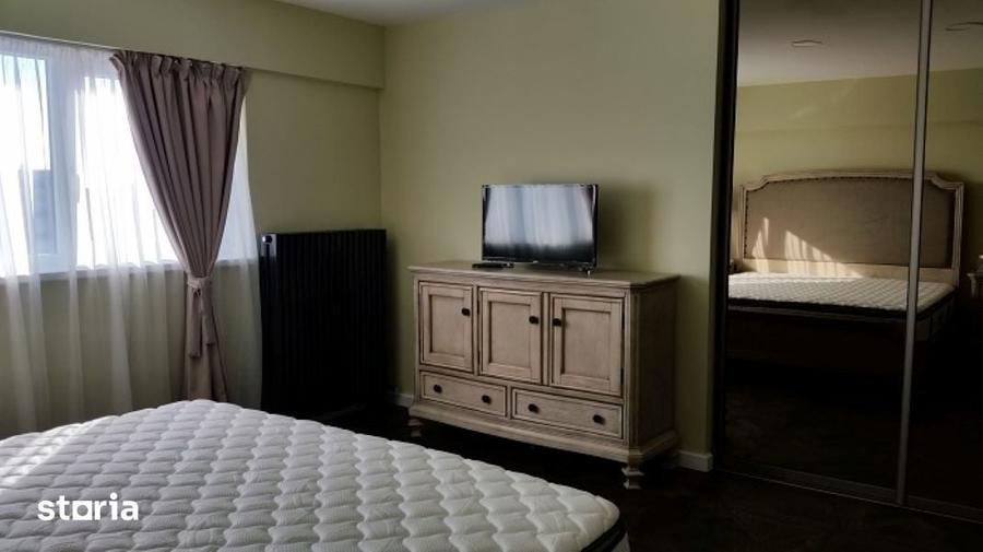 Apartament cu 4 camere decomandat în Șelimbăr