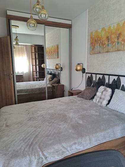 Apartament cu 2 camere decomandat în Metalurgiei