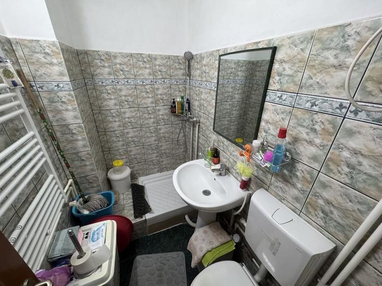 Apartament cu 4 camere decomandat, mobilat în Inel II