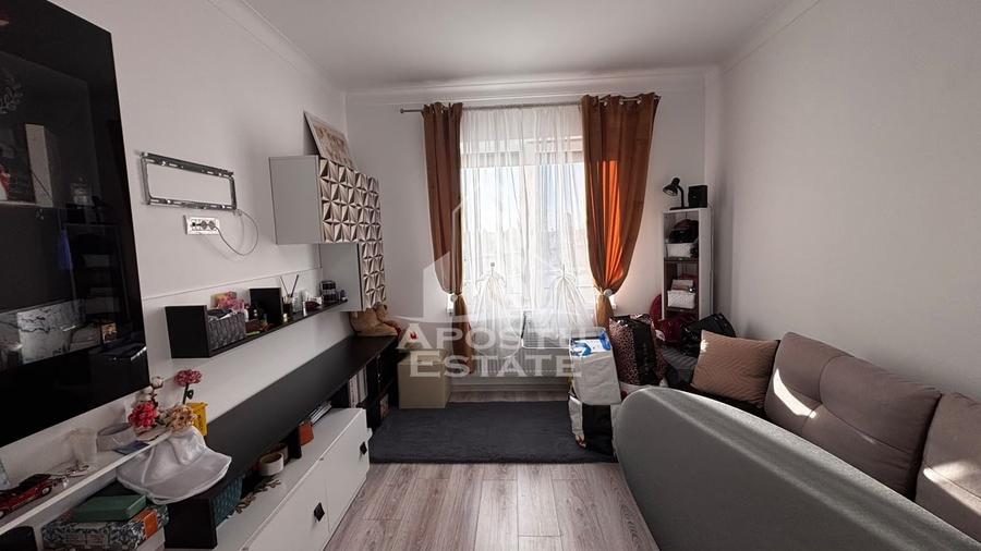 Apartament cu 3 camere decomandat, mobilat în Braytim