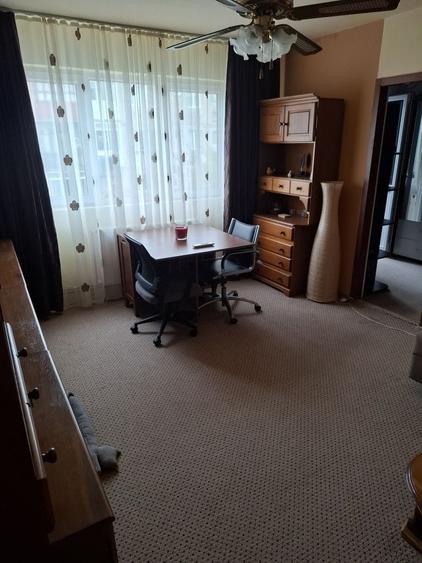 Apartament cu 2 camere semidecomandat în Micro 4