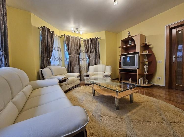 Casă individuală cu 5 camere cu Teren 400 Mp în Micești