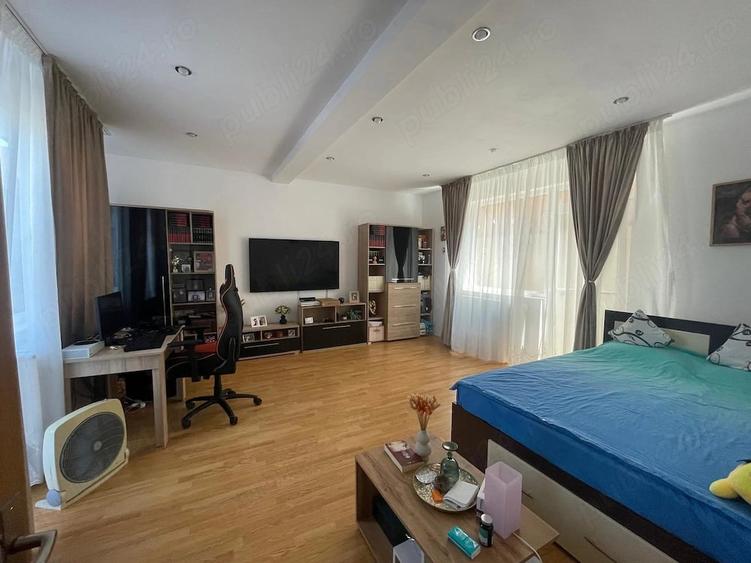 Casă cu Teren 320 Mp în Colentina