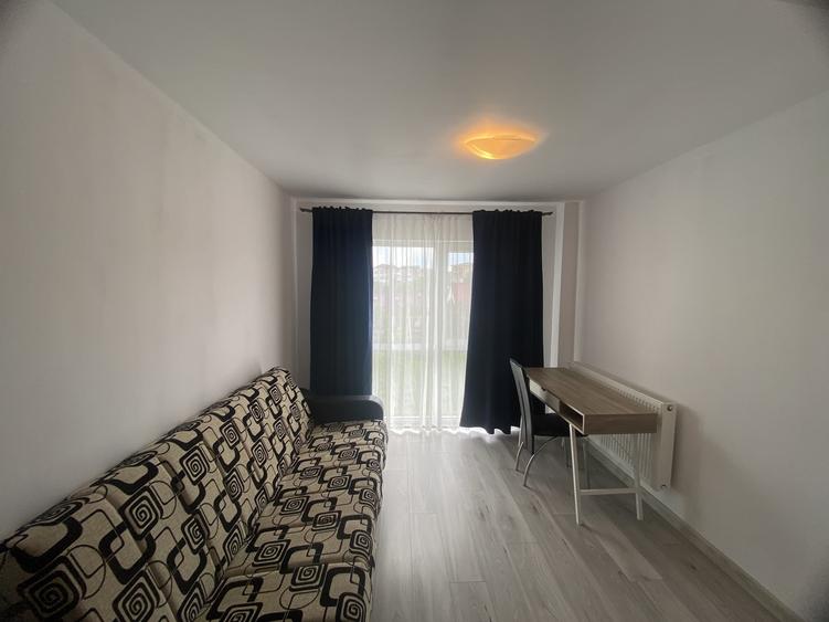Apartament cu 3 camere, mobilat în Mioriței