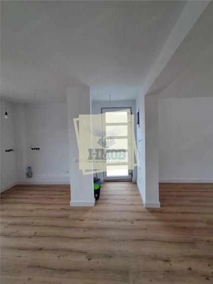 Casă cu 3 camere cu Teren 250 Mp în Central