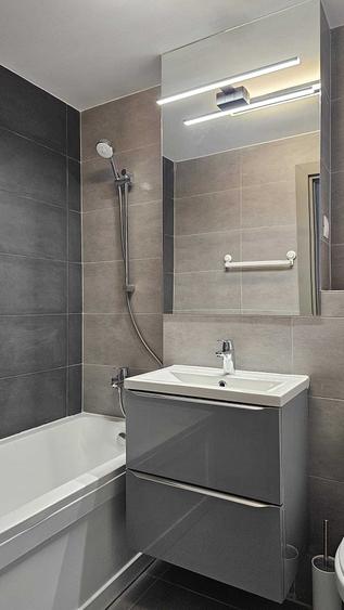 Apartament cu 2 camere semidecomandat în Lacul Tei