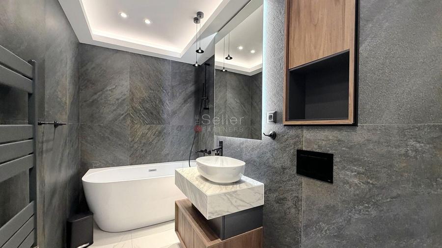 Apartament cu 2 camere decomandat, mobilat în Răcădău