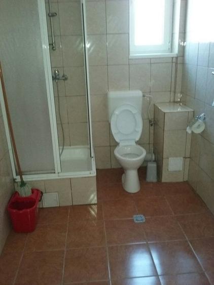Casă individuală cu 5 camere cu Canalizare în Exterior Nord