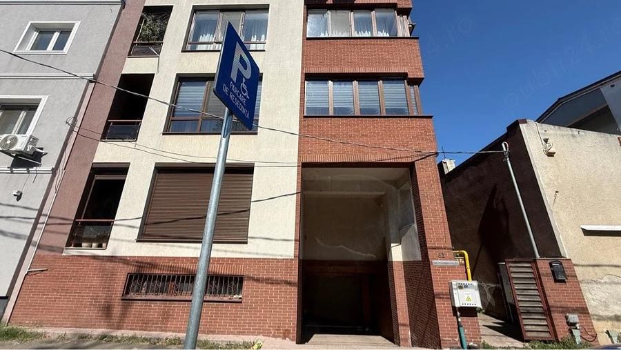 Spațiu comercial, de 1 mp, în Dămăroaia