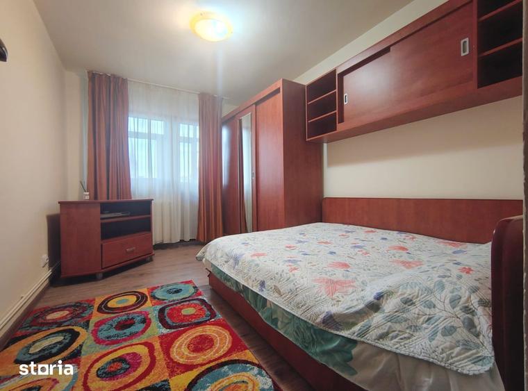 Apartament cu 4 camere, mobilat în Ultracentral