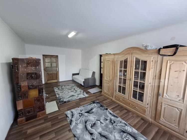 Casă individuală cu 5 camere cu Canalizare în Ardud