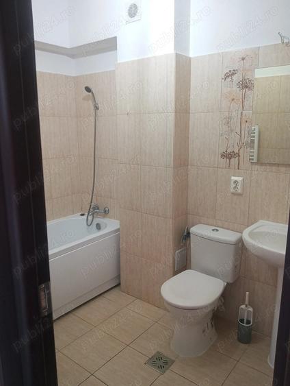 De vanzare apartament 2 camere Tractorul - 9