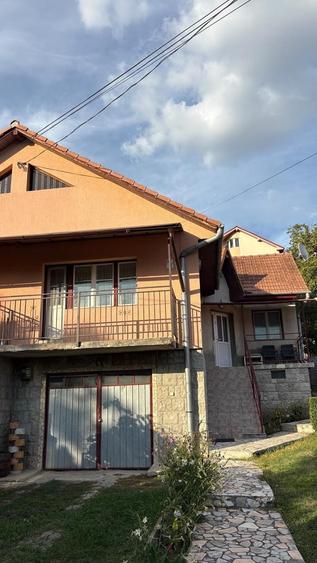 Casă cu 2 camere în Baciu