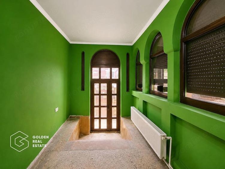 Casă cu Teren 2355 Mp în Ususău