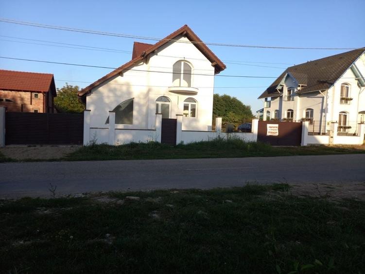 Casă cu 4 camere cu Teren 1000 Mp în Șag