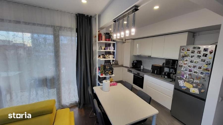 Apartament cu 3 camere în Gara de Nord