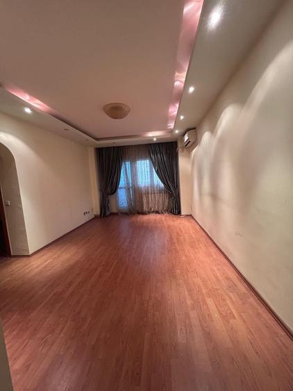 Apartament cu 2 camere semidecomandat, mobilat în Tineretului
