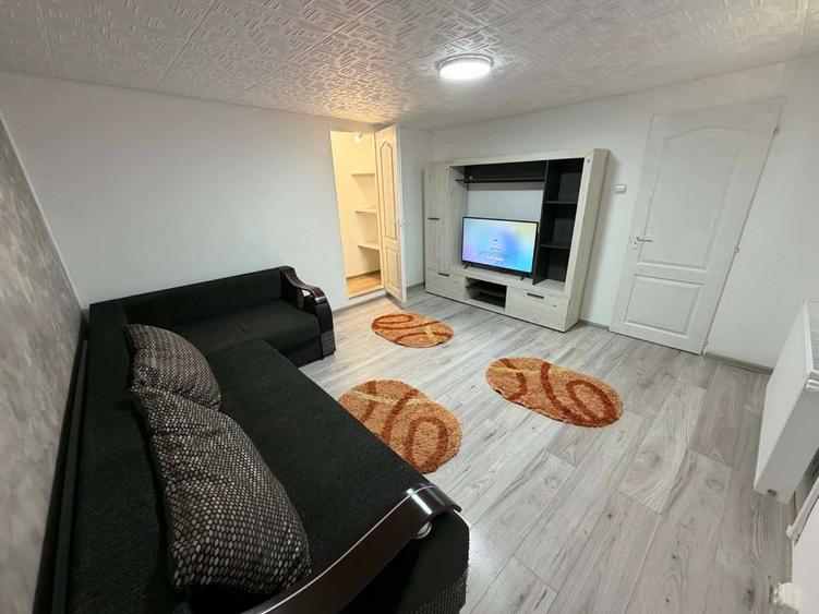 Apartament cu 2 camere decomandat în Cug