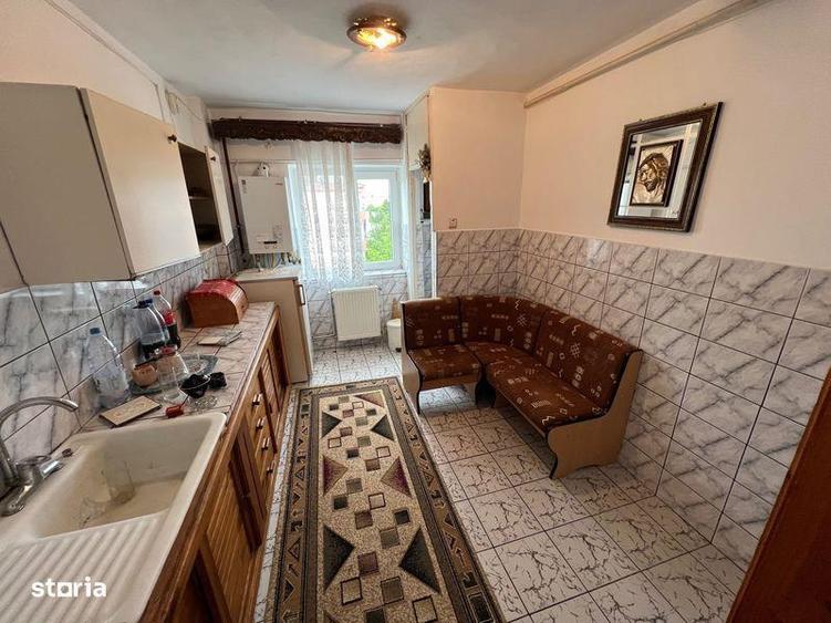 Apartament cu 2 camere decomandat, mobilat în Central