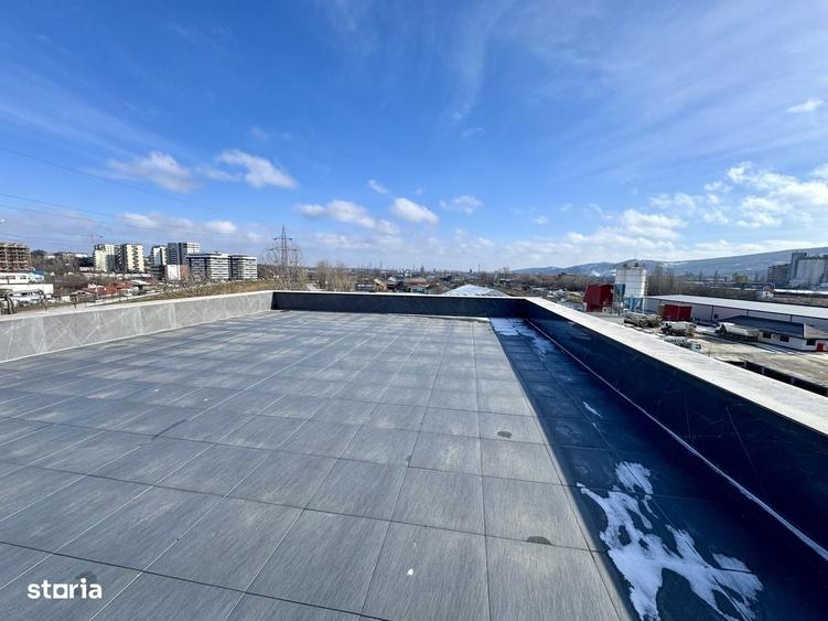 Spațiu comercial, de 920 mp, în Tătărași
