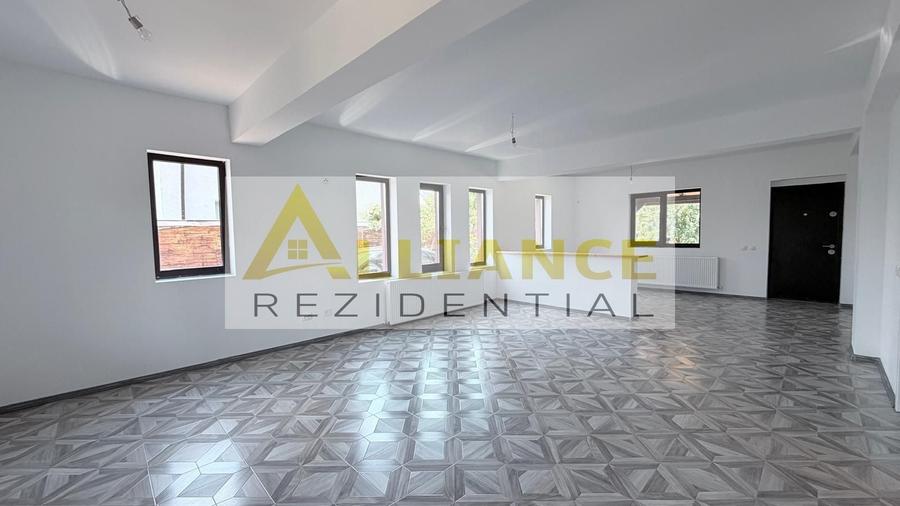 Casa Individuala - 5 camere - 3 bai - 555mp teren - 12