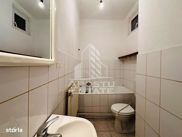 Spațiu comercial, de 55 mp, în Podgoria