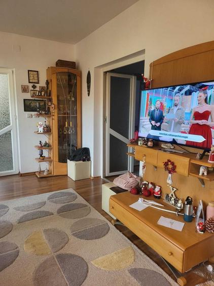 Casă cu 4 camere în Liceul Militar