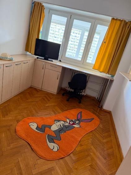 Apartament cu 4 camere decomandat în Pantelimon