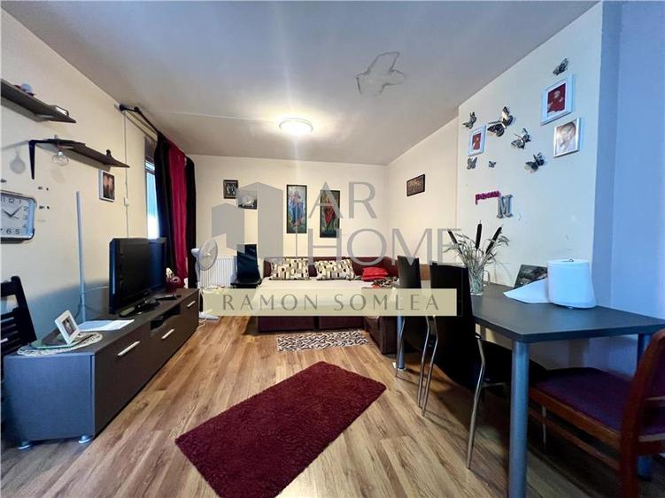 Casă individuală cu 5 camere cu Teren 1257 Mp în Sud