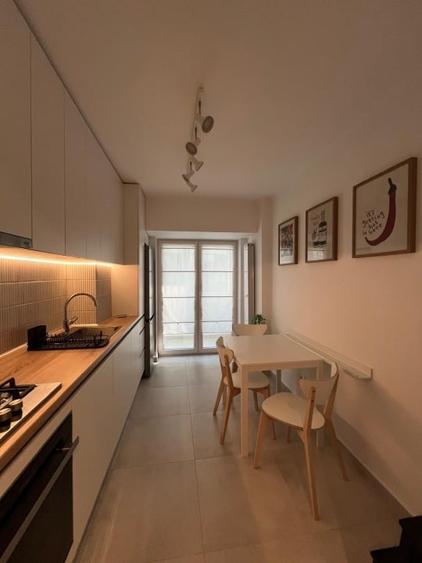 Apartament cu 2 camere decomandat, mobilat în Cișmigiu