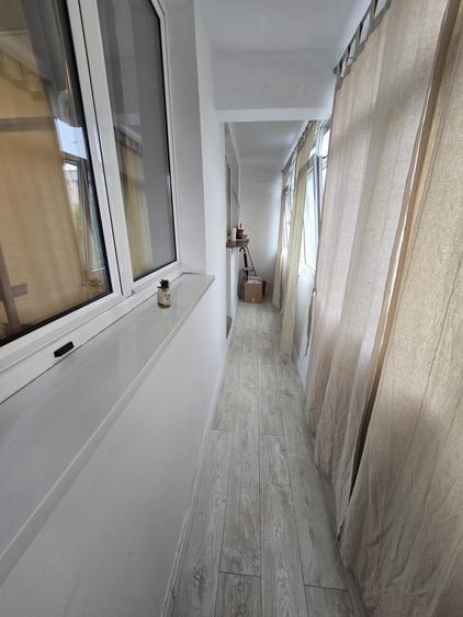 Apartament cu 3 camere decomandat în Dorobanți